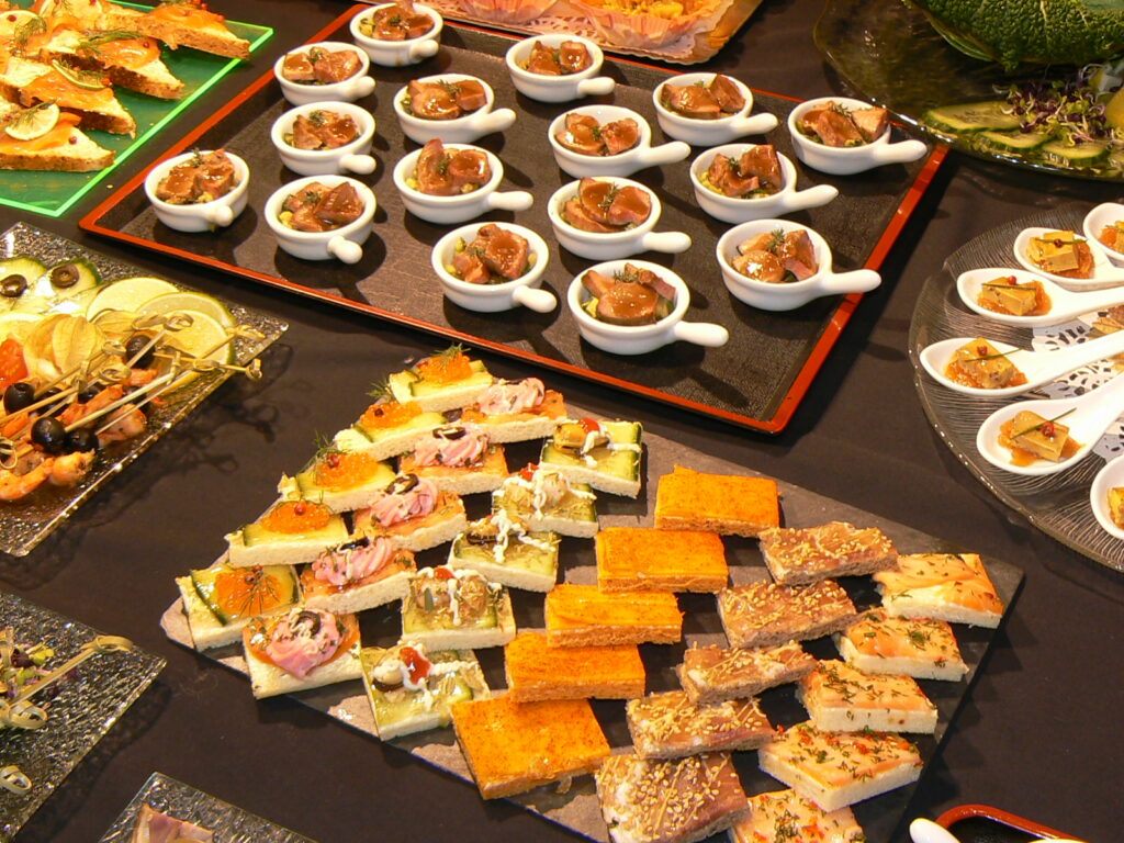 Repas menu diner spectacle magie paris