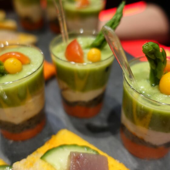 Repas menu diner spectacle magie paris